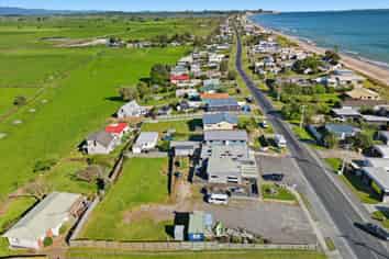 66 Pukehina Parade, Pukehina