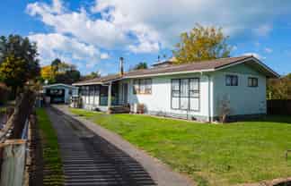 244 Lytton Road, Elgin