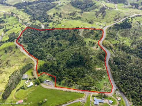 3044 Paparoa-Oakleigh Road, Paparoa