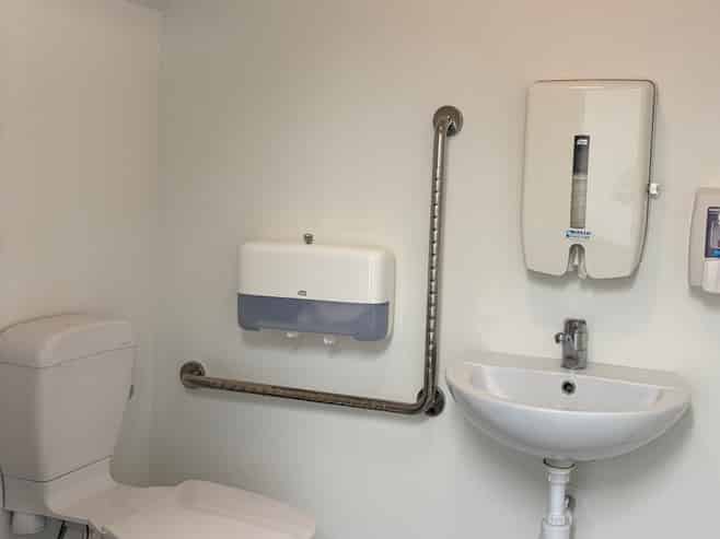 Ground Floor Office/Retail with Carpark