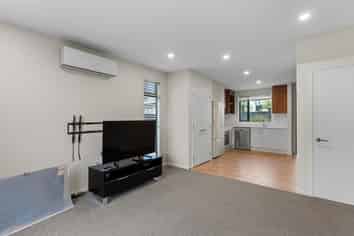 16B Champion Street, Saint Albans