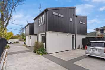 16B Champion Street, Saint Albans