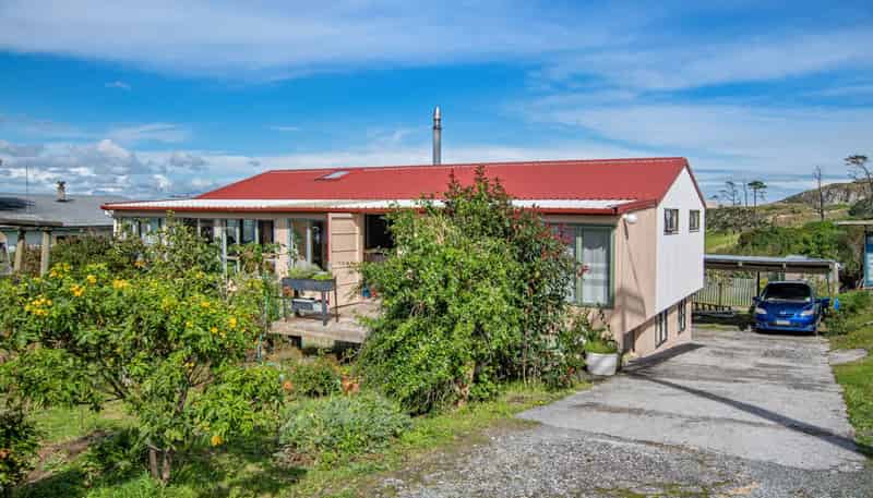 242 Portland Road, Portland