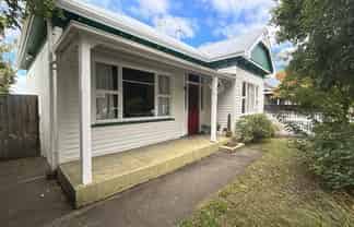 32 Olliviers Road, Phillipstown