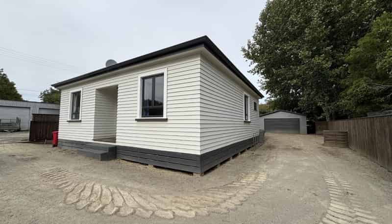 155D Okoia Road, Okoia