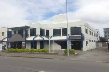 Large floor space (875sqm) being offered for lease