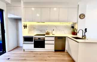 2/28 Smythe Rd, Henderson