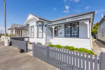 151 Wellesley Road, Napier South