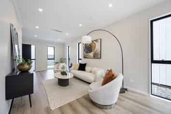 11B Norman Lesser Drive, Saint Johns