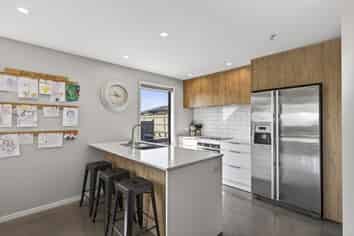 4A James Drive, Bell Block