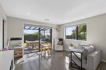 4A James Drive, Bell Block