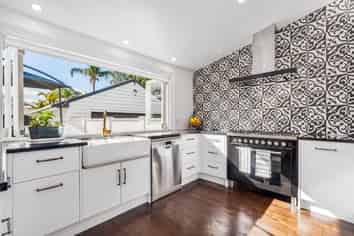 12 Cross Street , Regent