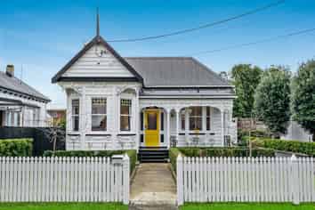 12 Cross Street , Regent