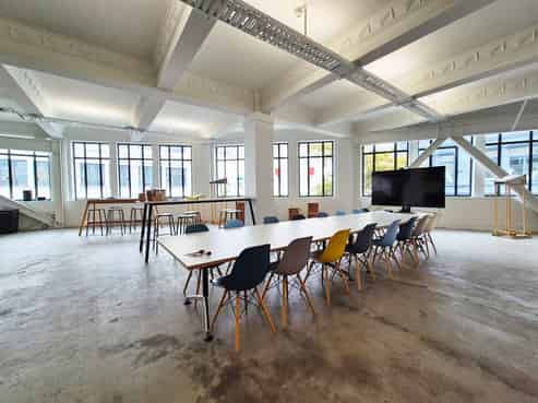 Refurbished Level 1 Office on Iconic Cuba Street