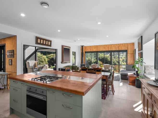 166 Okuti Valley Road, RD 1, Little River