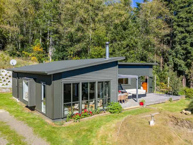 166 Okuti Valley Road, RD 1, Little River