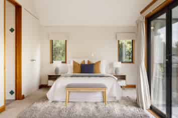 2/155 Yaldhurst Road, Upper Riccarton