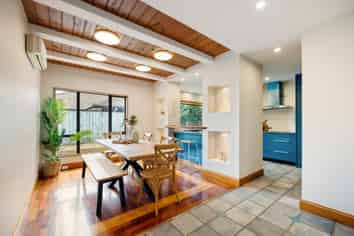 2/155 Yaldhurst Road, Upper Riccarton