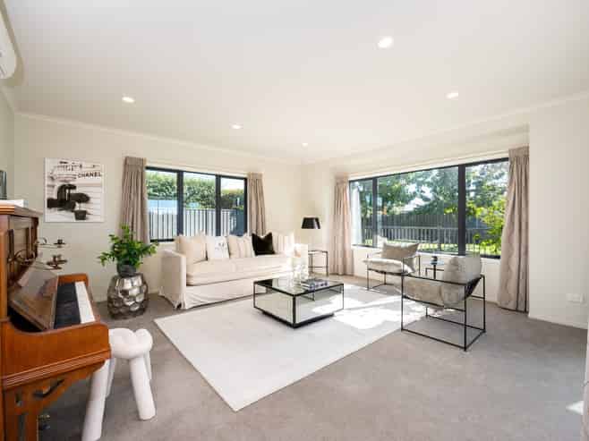 25 Arbuckle Road, Frimley