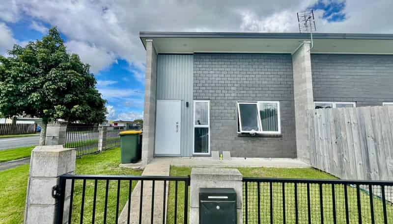 29 Dawson Road, Otara