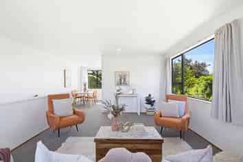 3 Tedder Way, Karori