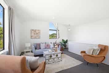 3 Tedder Way, Karori