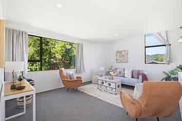 3 Tedder Way, Karori