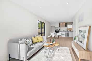 7B Valron Road, Te Atatu South