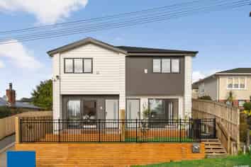 7B Valron Road, Te Atatu South