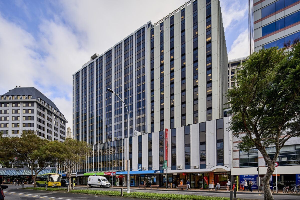 Golden Mile Corporate Suite - Plug & Play Office