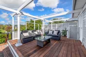 5 Micawber Place, Mellons Bay