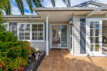 5 Micawber Place, Mellons Bay