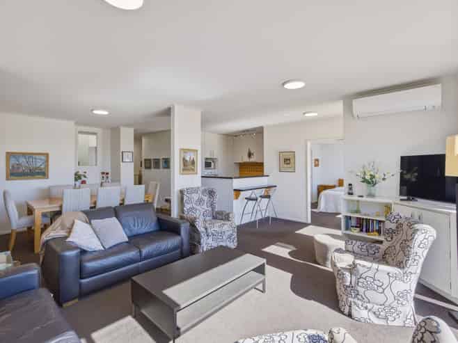 7/27 Shelbourne Street, Nelson City