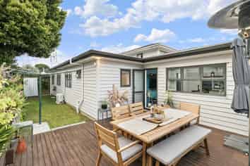 15a Seaward Place, Wattle Downs