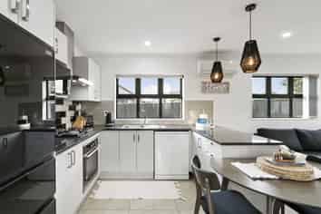 15a Seaward Place, Wattle Downs