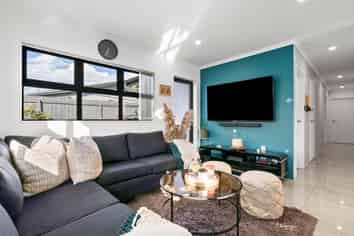 15a Seaward Place, Wattle Downs