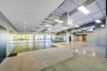 High-Profile 385m² Retail Opportunity