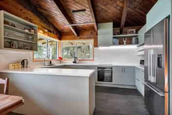 382 Brookes Road, Cardiff