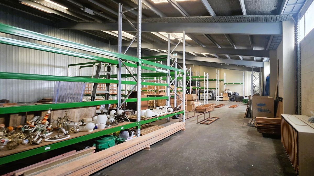 Savills | Functional Rosebank Warehouse & Office - Widok 3