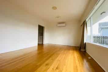 12A Frank Hewitt Street, Pukekohe