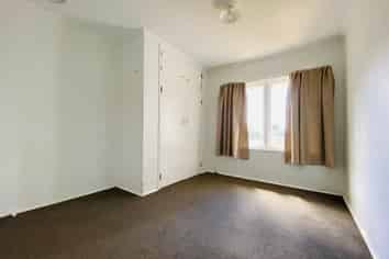 12A Frank Hewitt Street, Pukekohe