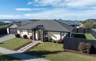 74A Shillingford Boulevard, Rolleston