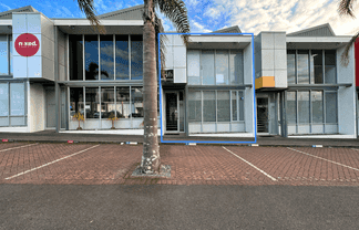 Unique New York Loft Workspace