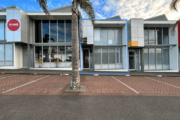 Unique New York Loft Workspace