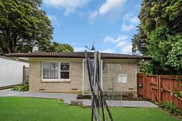 1/2 Arthur Road, Hill Park