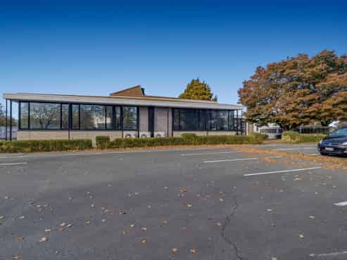 Modern Office Space with Ample Parking