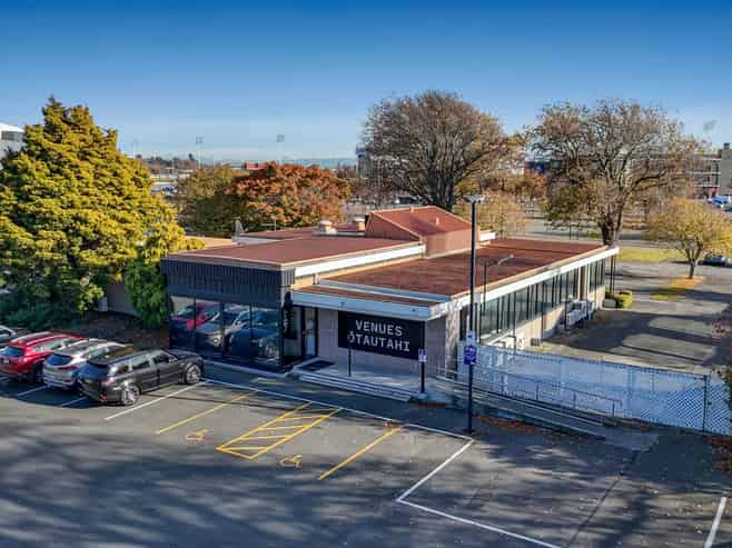 Modern Office Space with Ample Parking