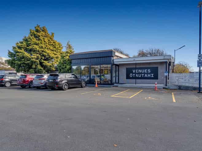 Modern Office Space with Ample Parking