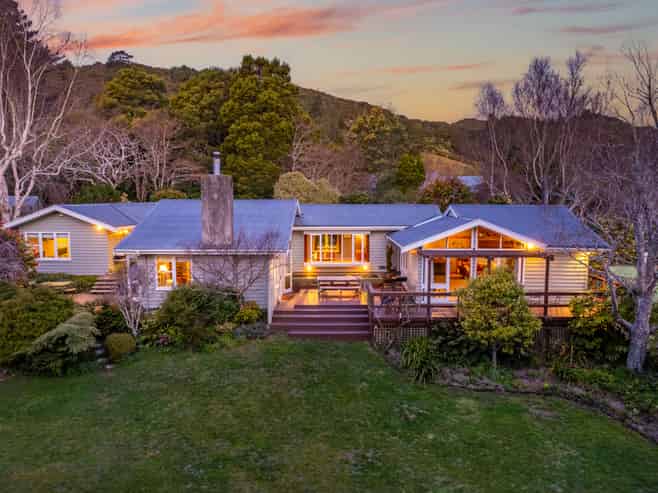 1031 Blue Mountains Road, Blue Mountains