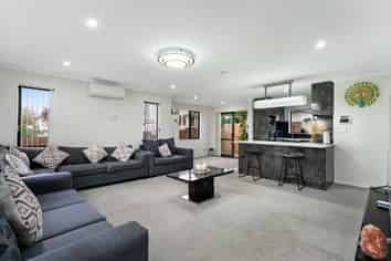 14B Evans Road, Weymouth